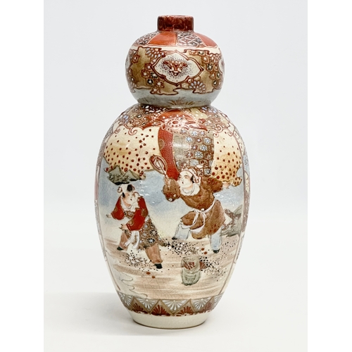 134 - An Early 20th Century Japanese double gourd vase by Satsuma. Late Meiji Period (1868-1912) circa 190... 