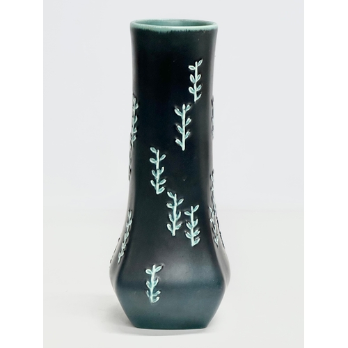 103 - Kathi Urbach. A 1950’s Mid Century vase designed by Kathi Urbach for Beswick Pottery. 28cm