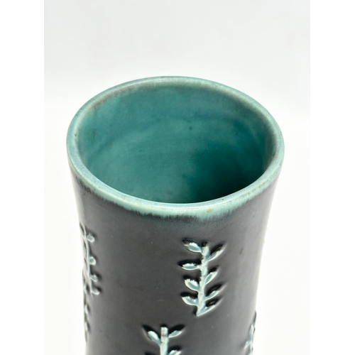 103 - Kathi Urbach. A 1950’s Mid Century vase designed by Kathi Urbach for Beswick Pottery. 28cm