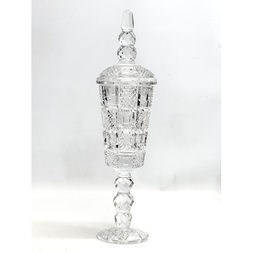 682 - A large Tyrone Crystal centrepiece goblet jar with cover. 50cm