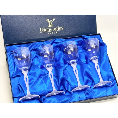 911 - A set of 4 Gleneagles Crystal wine glasses with frosted glass stems. With box. 19cm.