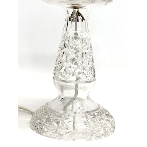 124 - An Early/Mid 20th Century 2 piece crystal mushroom table lamp. 1930/1950. 38cm