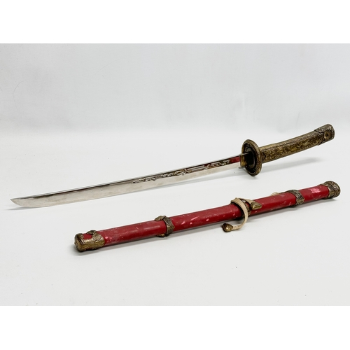 636 - A good quality Japanese Samurai style sword. 72cm