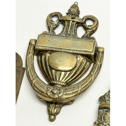 620 - Victorian brassware. A Late 19th Century brass door knocker 21cm. A small Galleon style door knocker... 