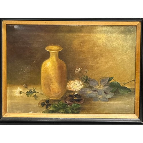 403 - A Late 19th/Early 20th Century Still Life oil on canvas. 41x28cm. Frame 54x42cm.