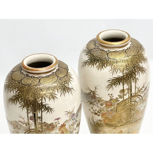 153 - A pair of signed Japanese hand painted vase. By Satsuma. Late Meiji/Early Taisho Period. Early 20th ... 