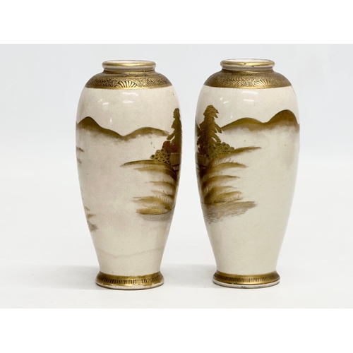 154 - A pair of small signed Japanese hand painted vases. By Satsuma. Late Meiji/Early Taisho Period. Earl... 