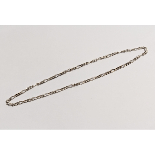 726 - A silver chain. 18.1 grams