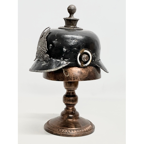 252 - A WWI German artillery pickelhaube helmet.