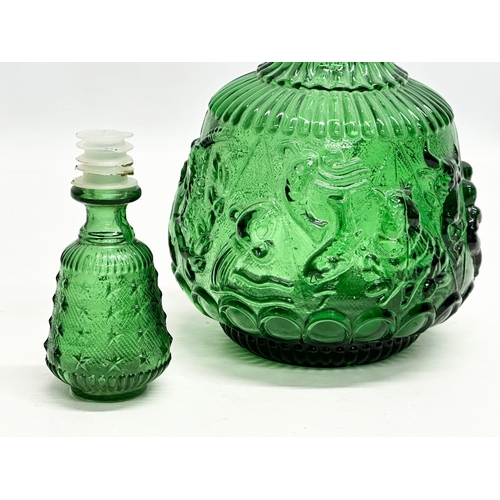 284 - An Italian Mid Century glass Genie decanter. Empoli, Italy. 35cm