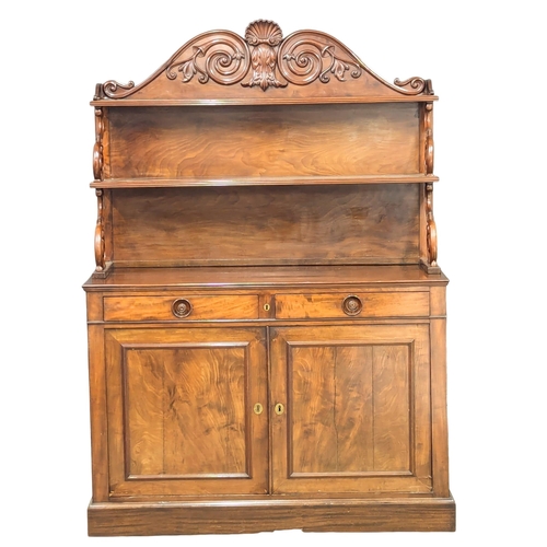 106 - A large Early William IV mahogany chiffonier with 2 drawers. Circa 1830. 128x49x181cm. 8