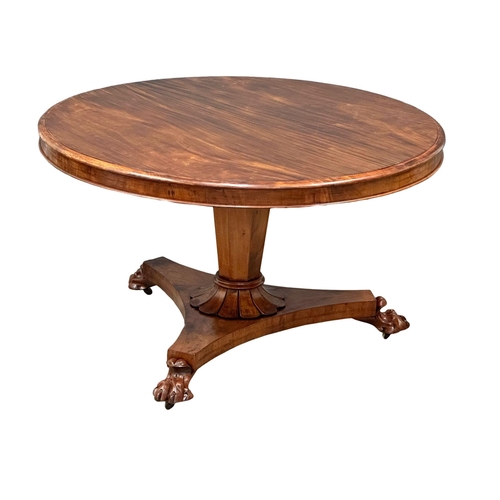 118 - A William IV mahogany tilt top pedestal breakfast table/dining table, on lion paw feet. Circa 1830. ... 