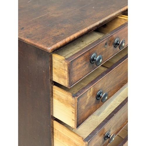 142 - A large Late George III mahogany chest of drawers. Circa 1800-1820. 110x53x111cm (2)