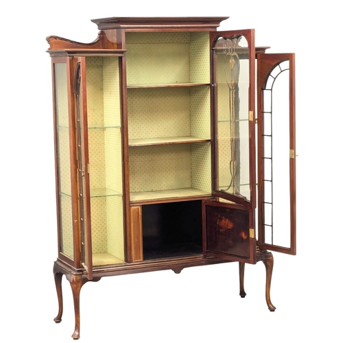 150 - A large Edward VII inlaid mahogany display cabinet. Early 20th Century. Edwardian. Circa 1901-1910. ... 