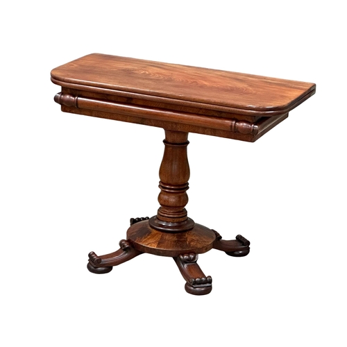 170 - A William IV mahogany turnover tea table. Circa 1830. 91x43x72cm. 2