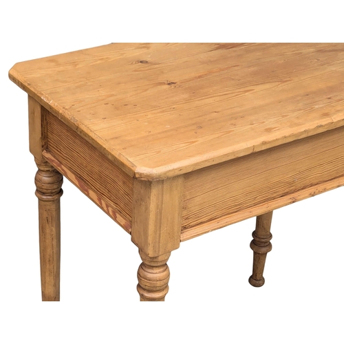 384 - A Late 19th Century pine hall table / side table. Circa 1890-1900. 76.5x50x76.5cm  (4)