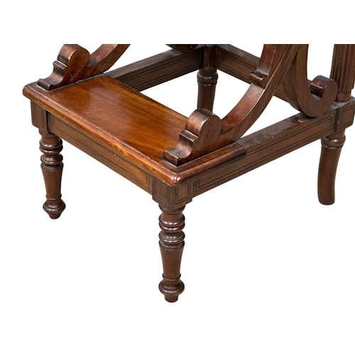 501 - A George IV style mahogany library steps. 46x50x79.5cm (1)