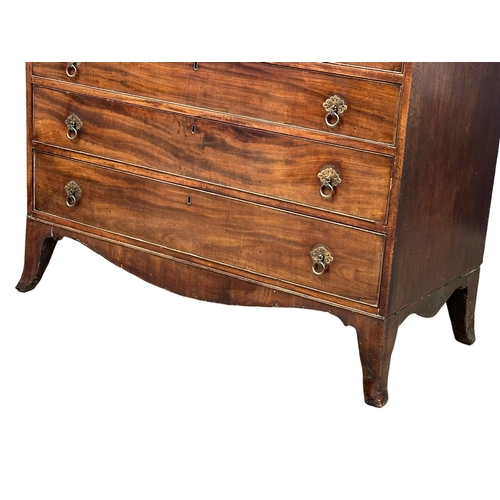 540 - An Early 19th Century Regency mahogany, oak lined chest of drawers, on splayed bracket feet. Circa 1... 