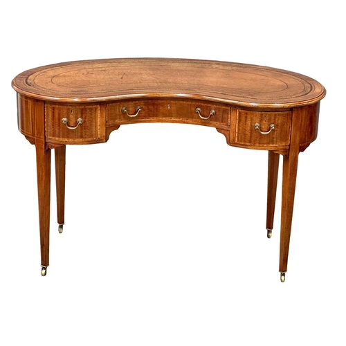 541 - A Late 19th Century Sheraton Revival inlaid mahogany kidney shaped writing desk, with leather top. C... 