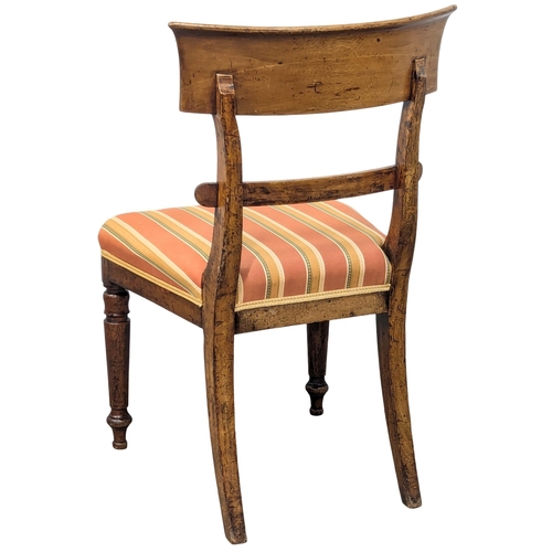 592 - A set of 5 Victorian mahogany bar back chairs.  (4)