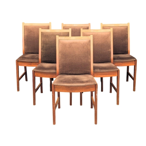 658 - A set of 6 Mid Century teak dining chairs. (2)