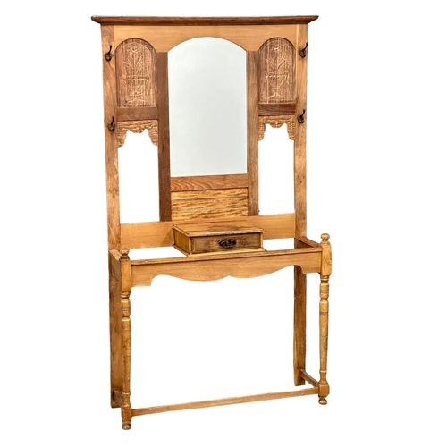 686 - A Late 19th Century walnut, mirror back hallstand. Circa 1890. 103x33x190cm (1)