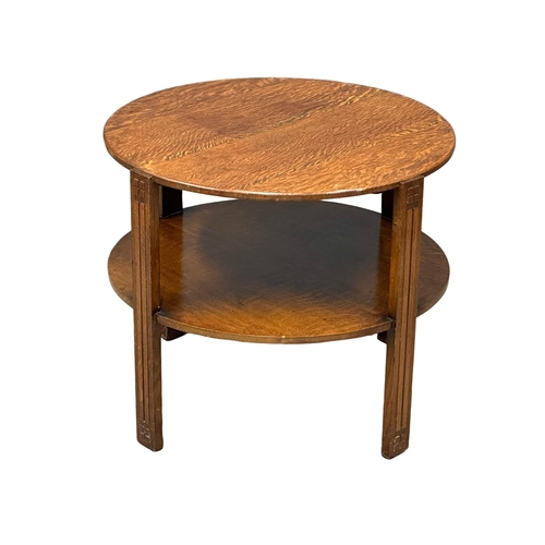 811 - A 1930’s Art Deco oak 2 tier occasional table. Coffee table/lamp table. 62x52cm. 1