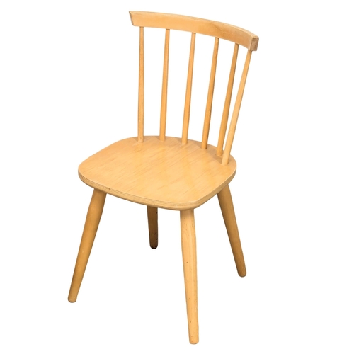 835 - A set of 6 Danish style beech chairs (1)