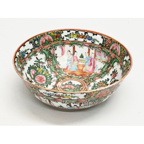 214 - An Early 20th Century Chinese export Rose Medallion bowl. 20x8cm.