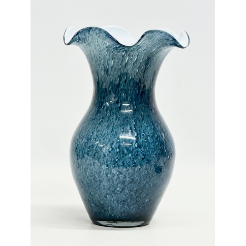 288 - A Mid 20th Century Vasart style art glass vase. 16x24cm.