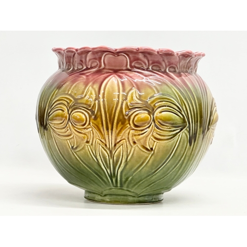 369 - A large signed Art Nouveau Majolica jardiniere/planter. Early/Mid 20th Century. 30x26cm