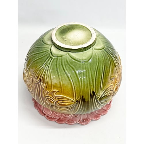 369 - A large signed Art Nouveau Majolica jardiniere/planter. Early/Mid 20th Century. 30x26cm