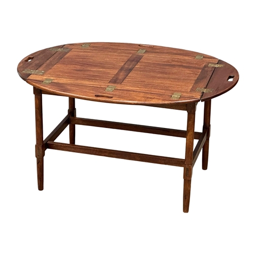 58 - A George III mahogany butlers tray coffee table, with an Early 20th Century base. Open 100x76x56cm. ... 