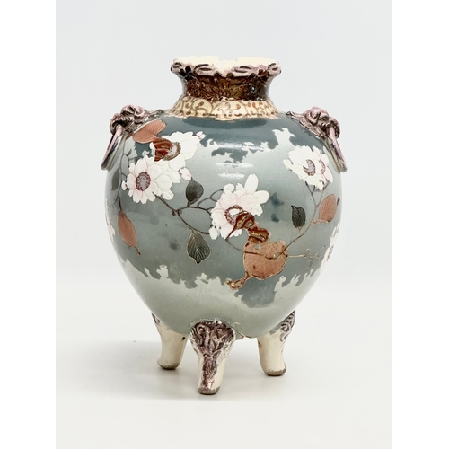 85 - A signed Late 19th/Early 20th Century Japanese 3 footed pot. By Satsuma. Meiji Period (1868-1912) 18... 