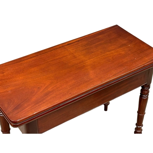 272 - A 19th Century Victorian mahogany turnover tea table. 106x49x76cm closed. 98x106x76cm open.(2)