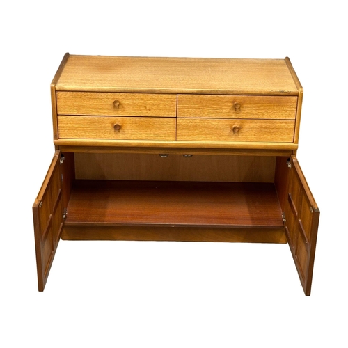 293 - A Mid Century teak side cabinet/teak sideboard. By Nathan Furniture. 102x45x75cm (4)