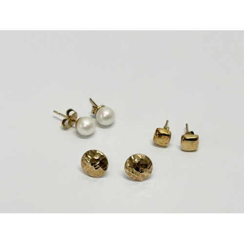 632 - 3 pairs of 9ct gold earrings.   (10)