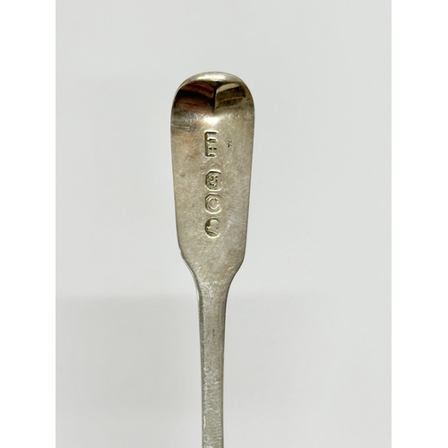 641 - An Early 19th Century silver spoon. George III, 1818. 14.5 grams.    (10)