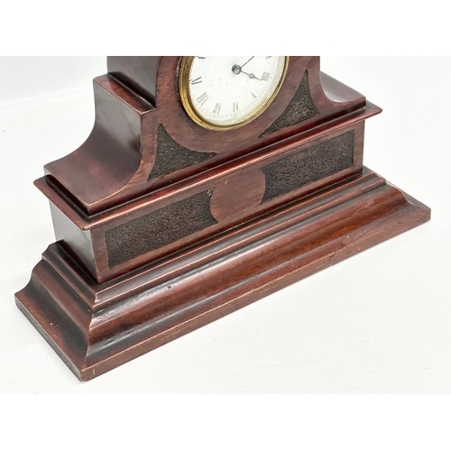 522 - An Edwardian period mahogany cased mantle clock. French movement. 34x11x25cm