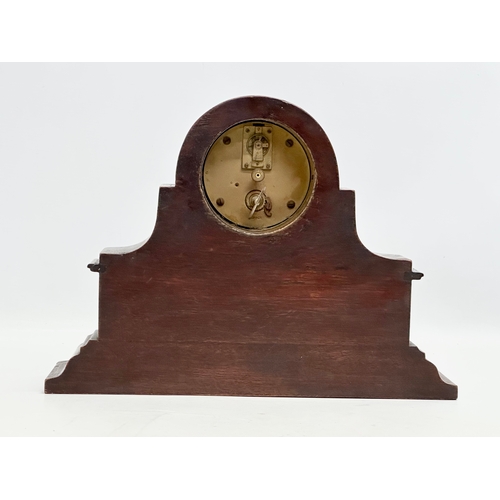 522 - An Edwardian period mahogany cased mantle clock. French movement. 34x11x25cm