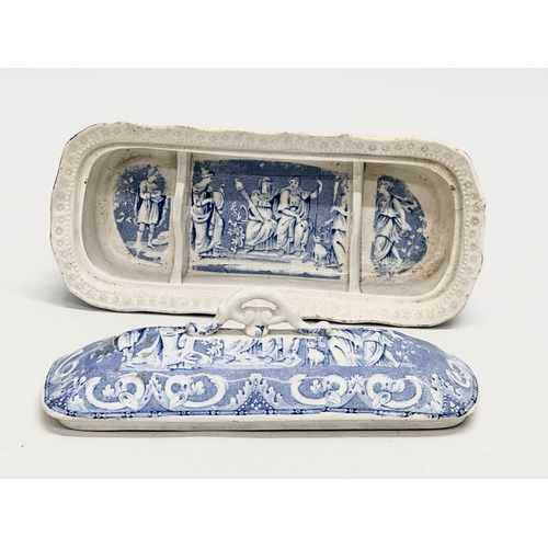 430 - A Mid 19th Century blue and white pottery toilet box/razor box with cover. 20x9x9cm