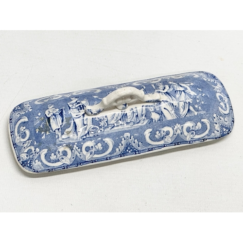 430 - A Mid 19th Century blue and white pottery toilet box/razor box with cover. 20x9x9cm