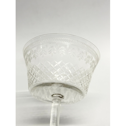 208 - An 11 piece Early 20th Century Pall Mall Lady Hamilton etched glass drinks set. Including a pitcher ... 