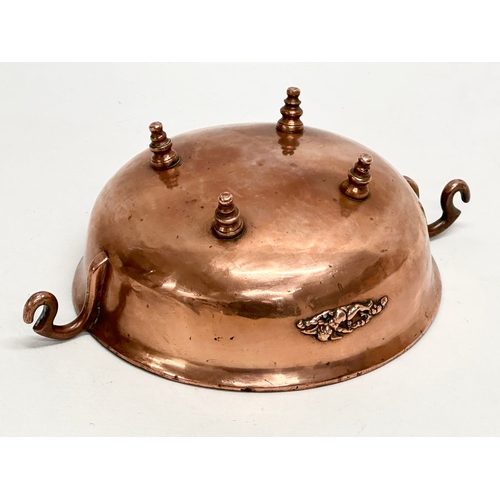 115 - A Late 19th Century double sided copper bowl/jardiniere. 24x17.5x8cm