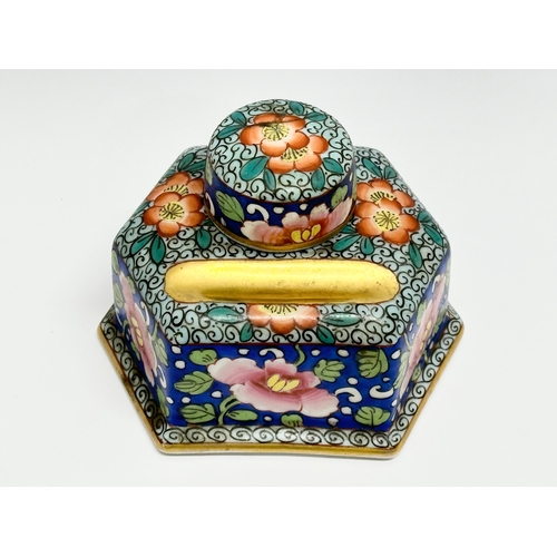 158 - An enamelled pottery inkwell. Makers mark. Cloisonne pottery. 9.5x8x7cm  (1)