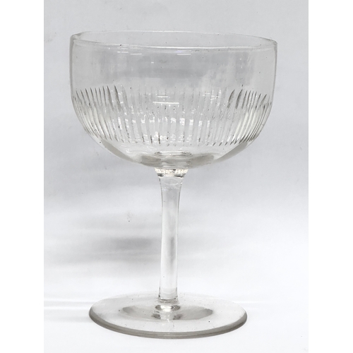 161 - A set of 4 Edwardian slice cut champagne glasses. 8x11.5cm