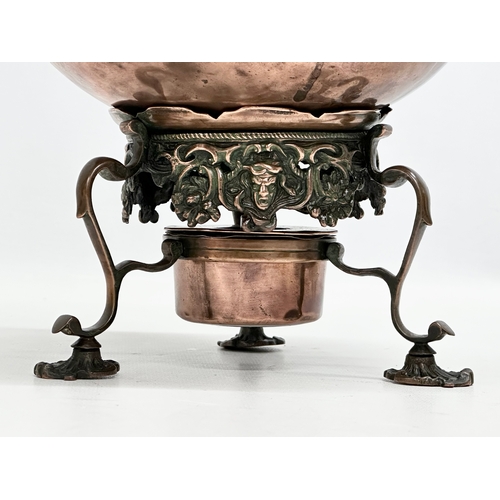 235 - A good quality Early/Mid 19th Century copper spirit kettle. 24x31cm.