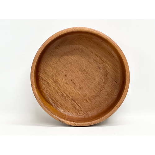 517 - A Mid Century teak fruit bowl. 25x10cm