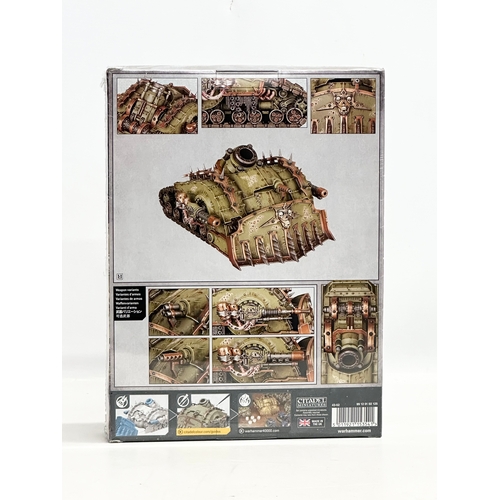 725 - An unopened Warhammer 40,000 Death Guard Plagueburst Crawler.