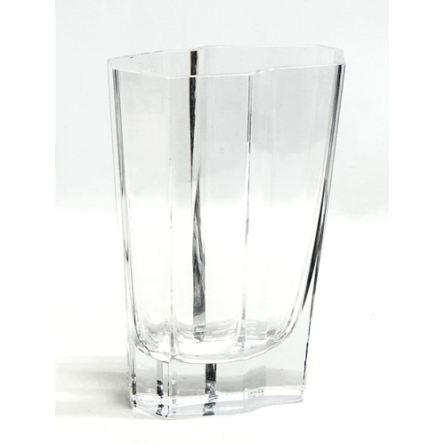 65 - Tapio Wirkkala for littala. A signed 20th Century Finish “Sointu” glass vase. 1980’s. 14.5x9x19.5cm